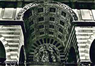 PISTOIA-CATTEDRALE-1950-ANDREA-DELLA-ROBBIA